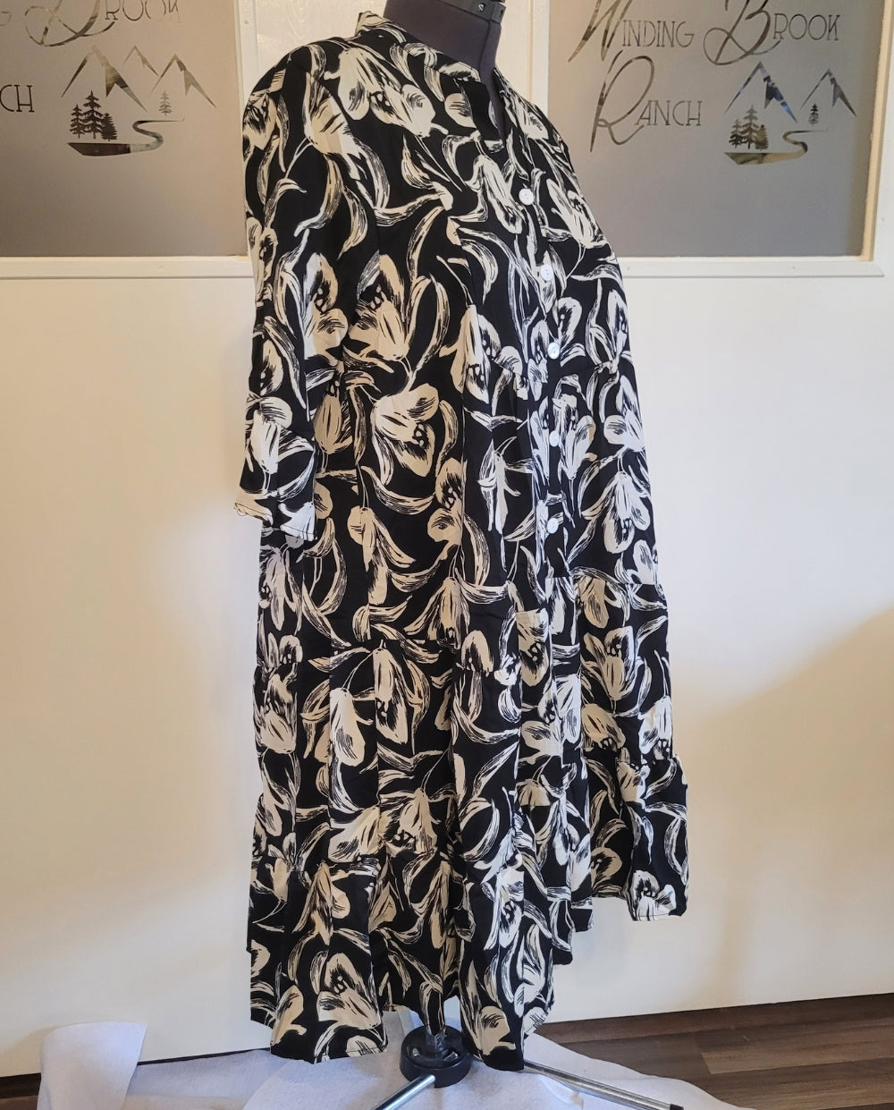 Black Tulip Plus Size Flowy Dress