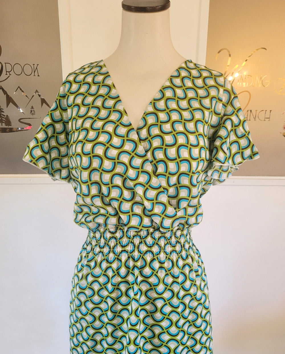 Geometric Design Flutter Sleeve Dress